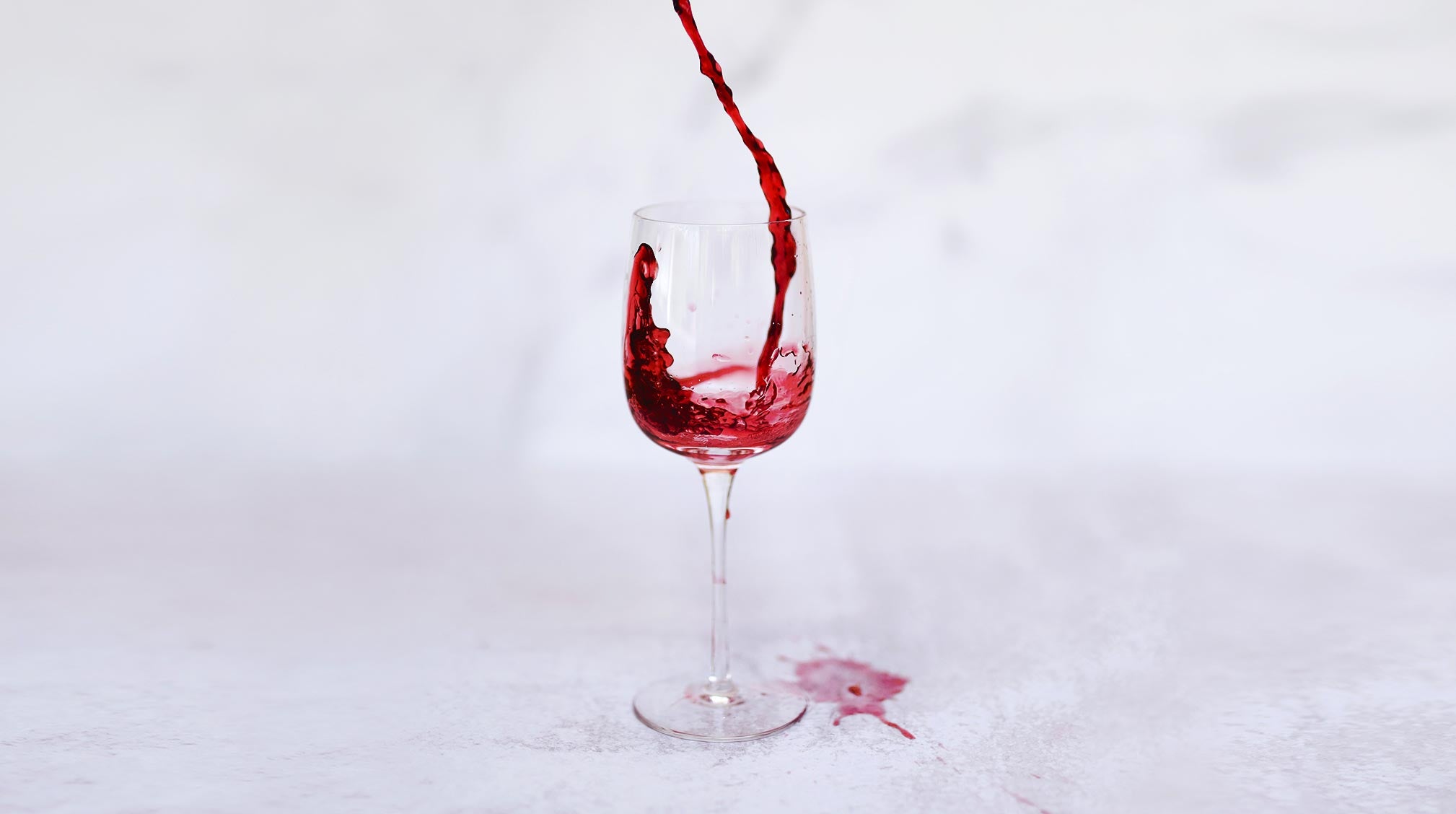 4 Ways to Use Wine for Your Skin