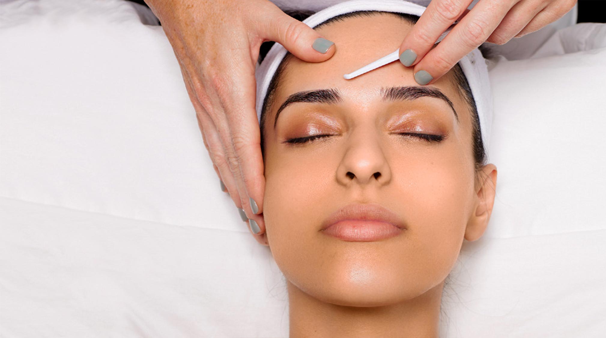 Learn what is dermaplaning and how you can try it.