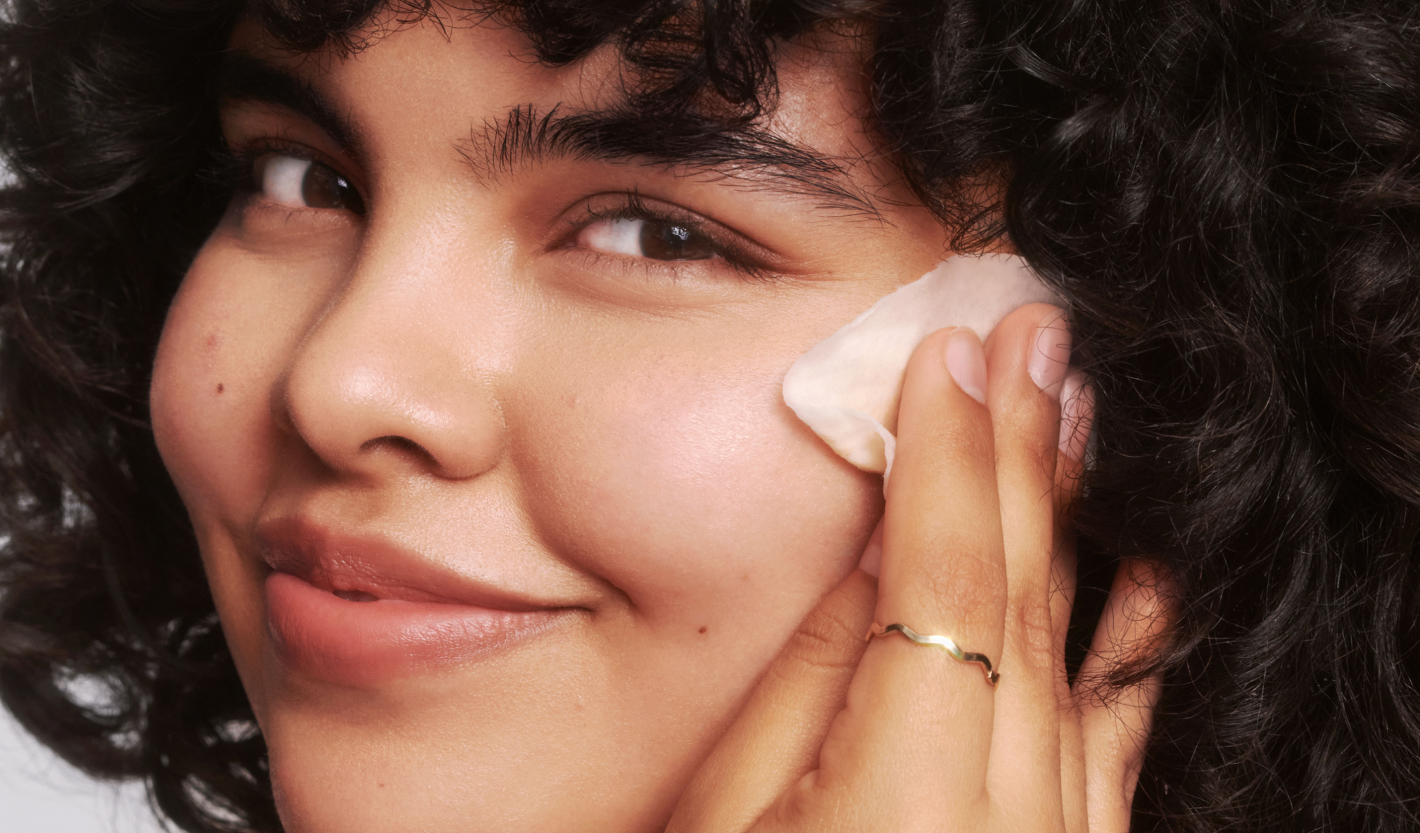 Skin Cycling: The Viral Nighttime Routine that Dermatologists Actually Recommend